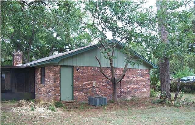 1st image of 23 Hardie Ln