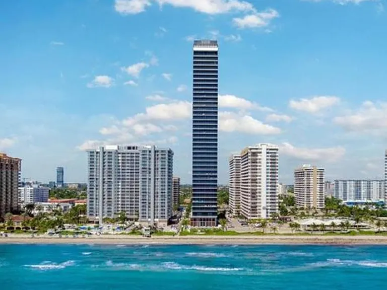 1965 S Ocean Dr #9 — Photo 46