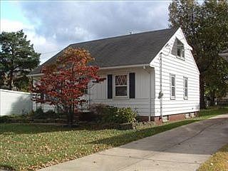 4th image of 15609 Ventnor Ave