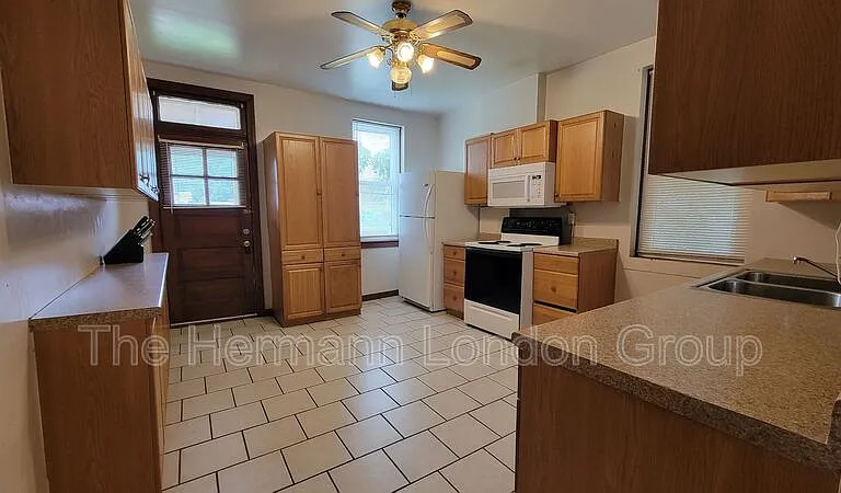 4668-4 Rosa Ave — Photo 6