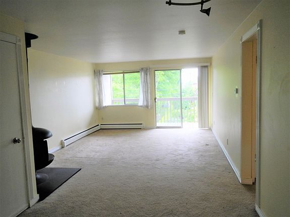 5th image of 714 1st St S Unit B