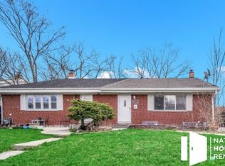 9423 Dee Rd, Des Plaines, IL 60016