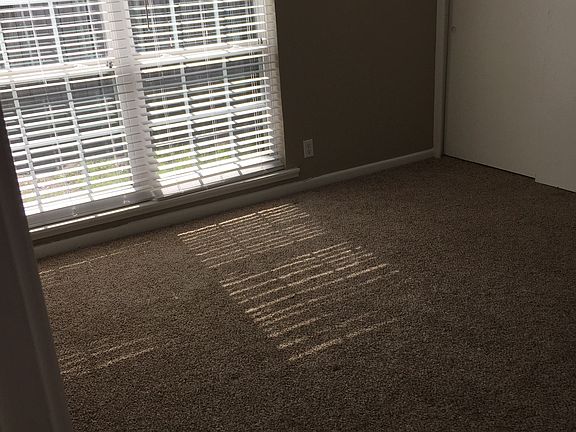 5th image of 729 Santa Barbara Dr