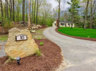 10 Log Rd, Harrisville, RI 02830