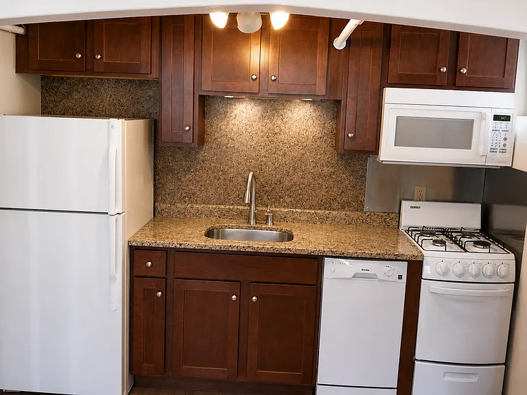 4537 France Ave — Photo 2