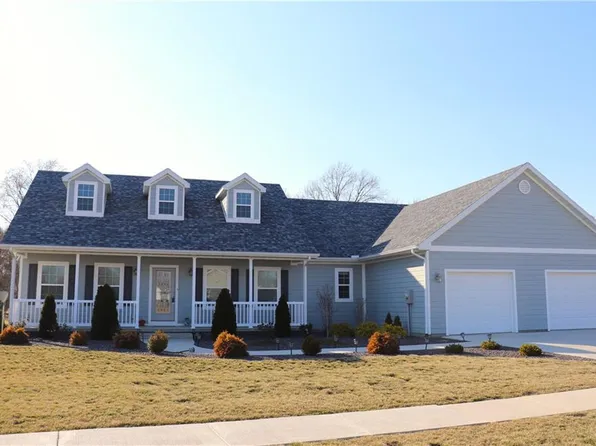 136 Westwood Cir, Catlin, IL 61817
