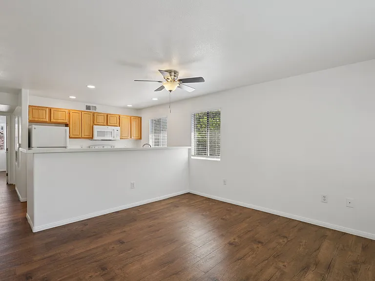 Versailles Senior Apartments — Photo 22