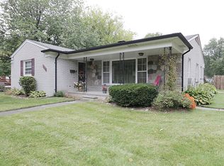 19985 Eastwood Dr, Harper Woods, MI