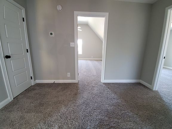3rd image of 121 Easthaven