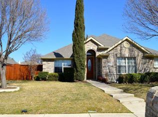 1532 Brewster Dr, Carrollton, TX 75010