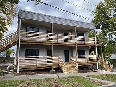 1st image of 619 Emerald Ave NE APT 1