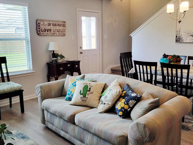 5312 Cj Walker Ln — Photo 10