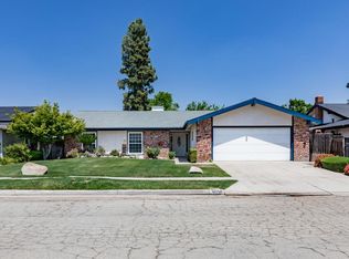 3036 E Los Altos Ave, Fresno, CA 93710