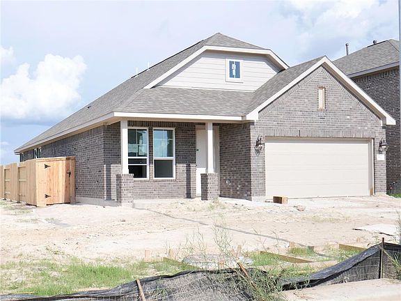 3rd image of 15422 Crathie Bend Dr