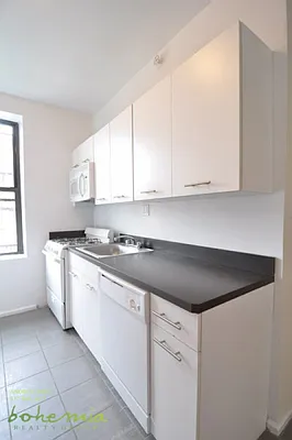Rented by Bohemia Realty Group | media 60