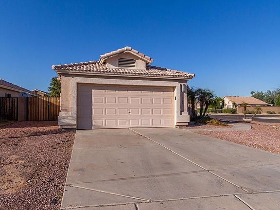 3rd image of 13322 W Saguaro Ln