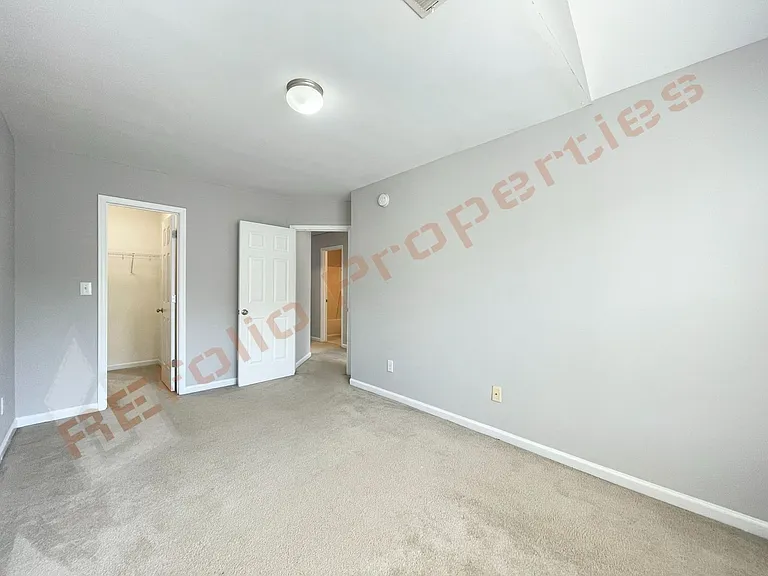 2452 Bay Harbor Dr — Photo 20