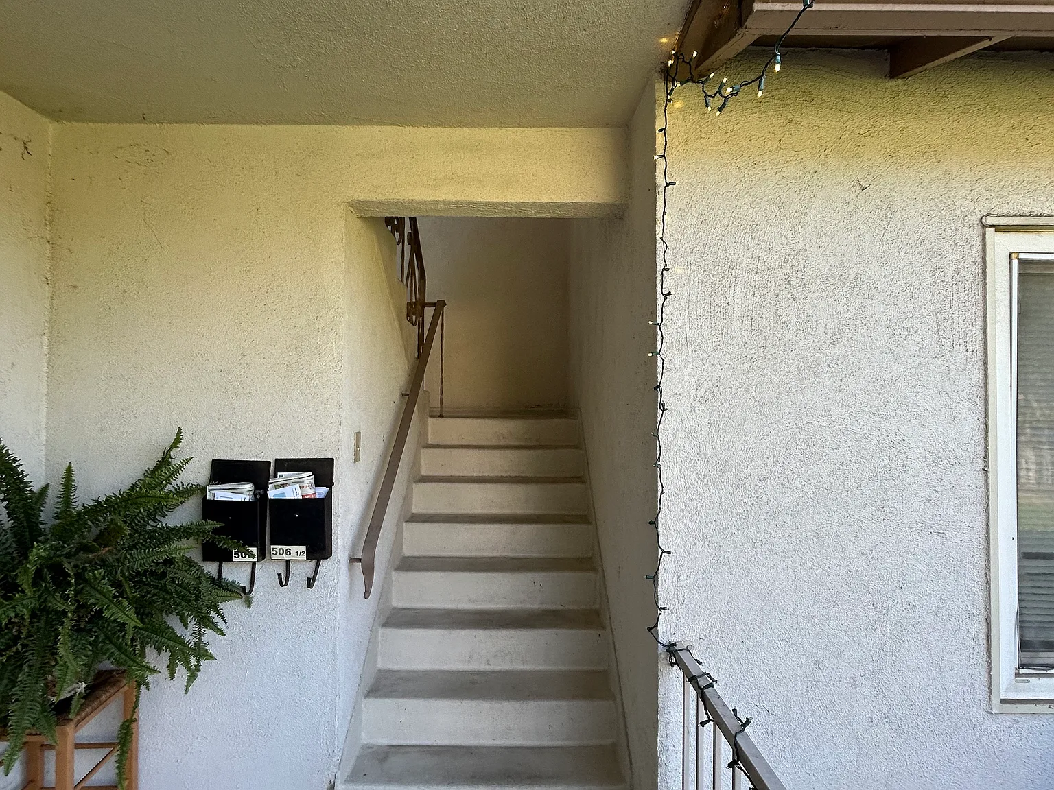 2 bed, 800 sqft, $2,190 — Photo 2