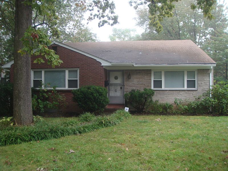1st image of 270 Northfield Ave