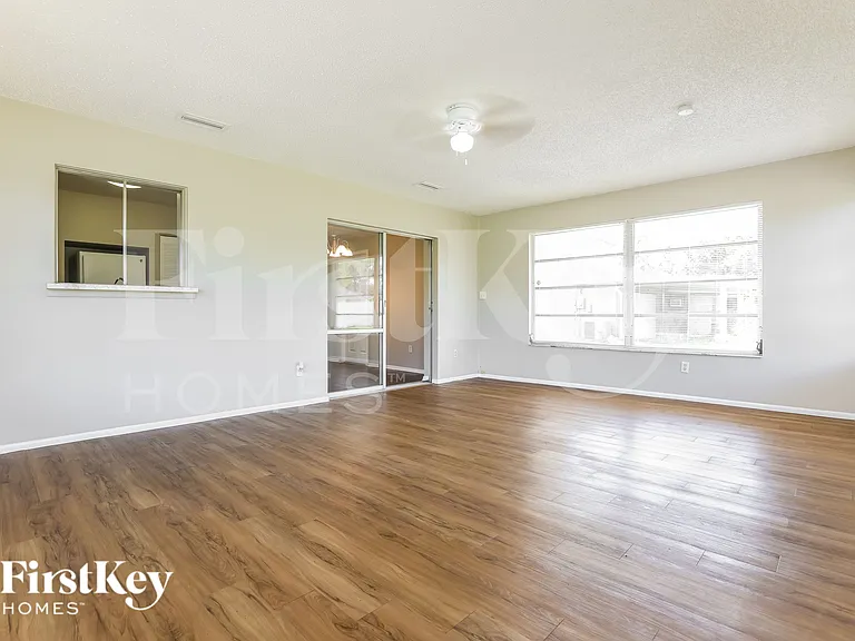 19061 Cochran Blvd — Photo 5