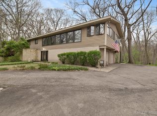 41W418 Far View Rd, Elburn, IL 60119