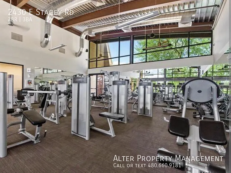 2430 E Stacey Rd — Photo 44