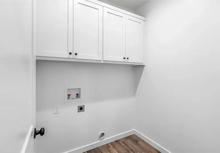 1540 W Long St — Photo 16