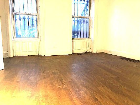2nd image of 918 Greene Ave #1