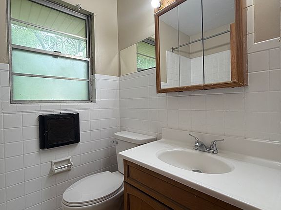 5th image of 1205 S Logan St APT 3