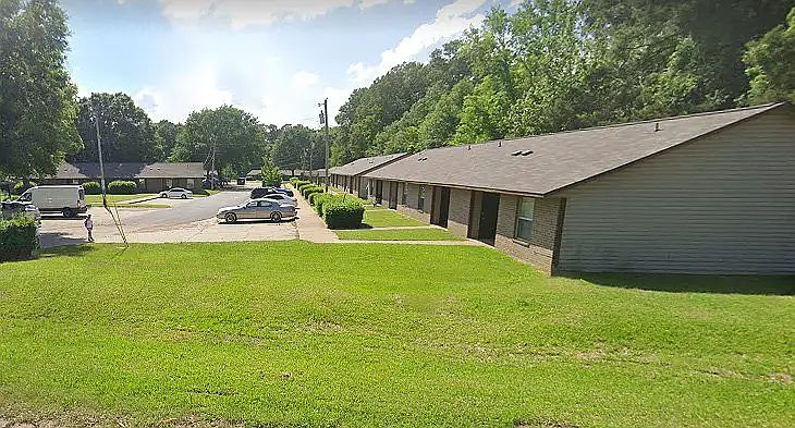 1st image of 100 Northwood Dr #4799