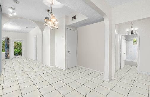 3rd image of 611 El Vedado #1 - 3