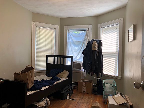 2nd image of 15 Shepherd Ave #2