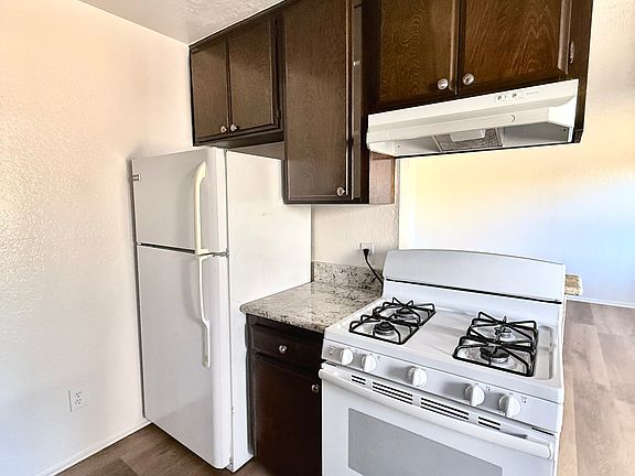 5th image of 13441 Victory Blvd APT 12