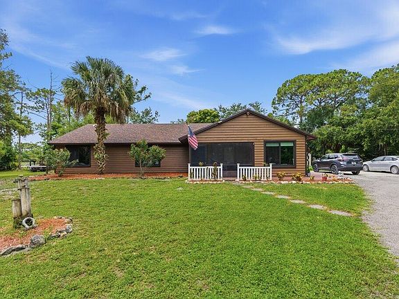 2nd image of 16888 Hialeah Drive W