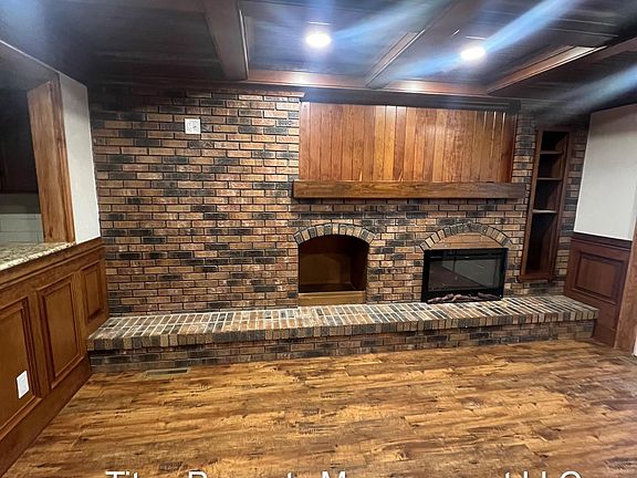 3rd image of 1155 Racine Rd #2