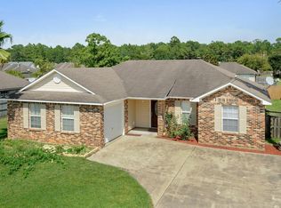 3269 Stonegate Cir, Gautier, MS 39553