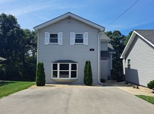 409 Bluff St, Lockport, IL 60441