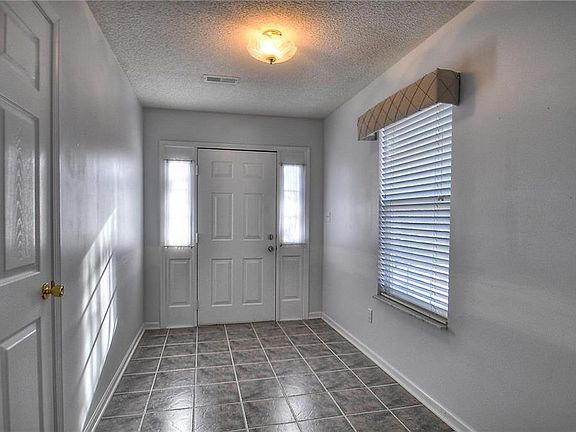 3rd image of 320 E Hansen Ct #27