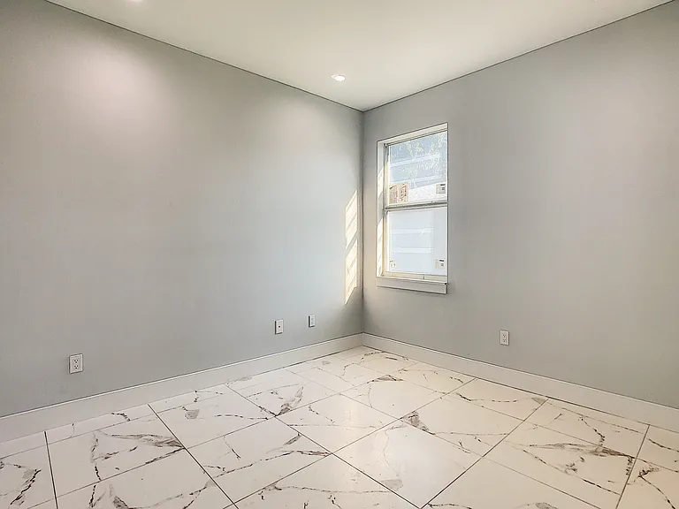 5237 Jennings St — Photo 5