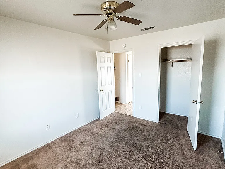 1808 Windward Dr #D — Photo 9