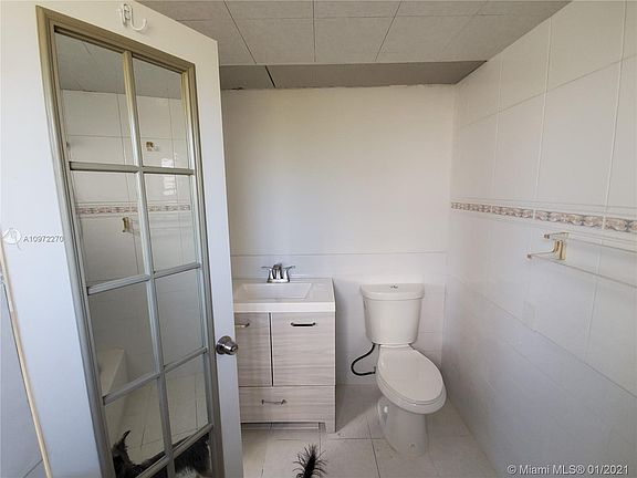 5th image of 1111 NW 19th Ave APT 401