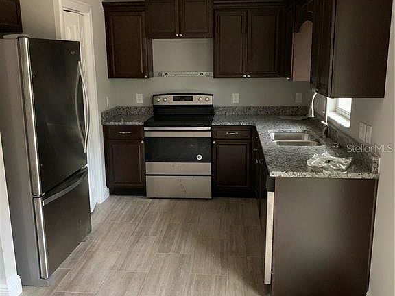 3rd image of 7591 N Ring Dr