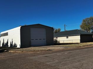 1005 Avenue C, Beaver, OK 73932