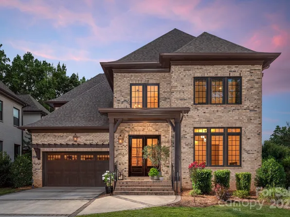 4647 Harper Ct, Charlotte, NC 28210