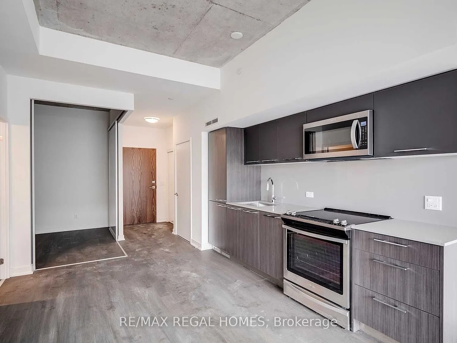 2 bed, $3,000 — Photo 4