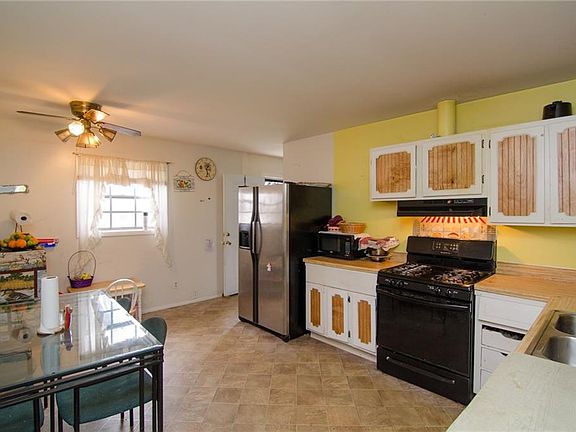 5th image of 4848 W Southern Ave