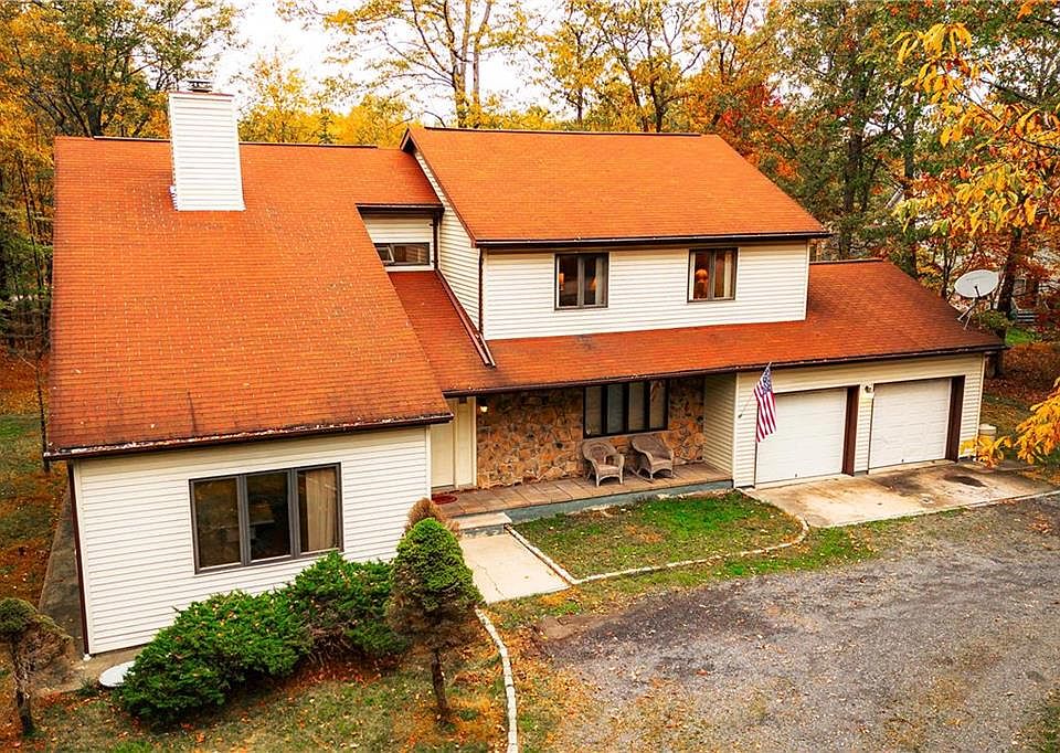 122 Ravenhill Rd, Tamiment, PA 18371 Zillow