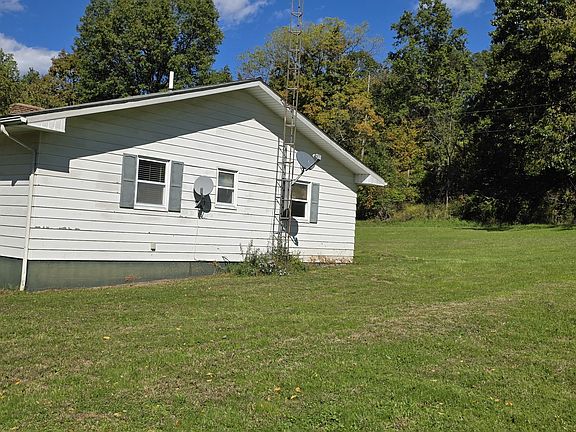 4th image of 4453 Yates Rd