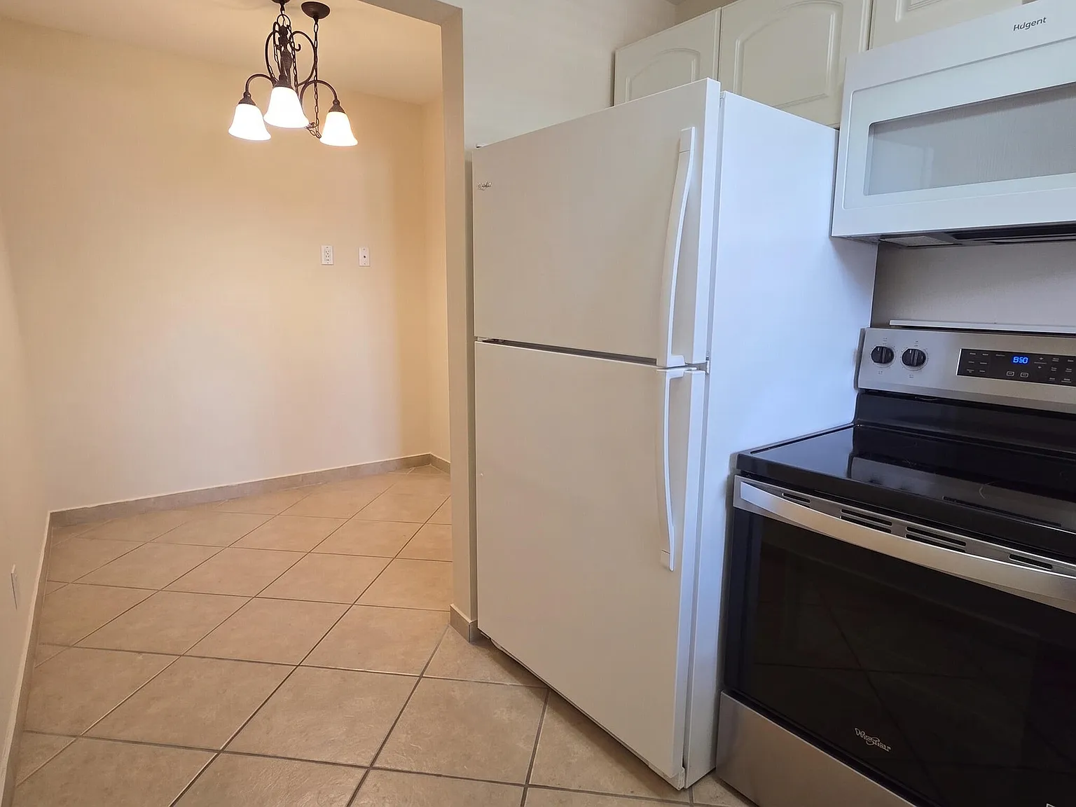 1 bed, 1.0 bath, 690 sqft, $1,750 — Photo 4