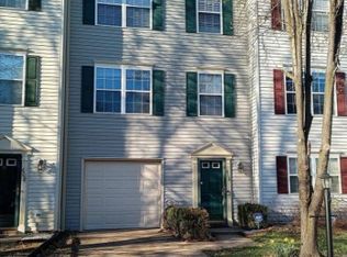 606 Kensington Dr, Fredericksburg, VA 22405